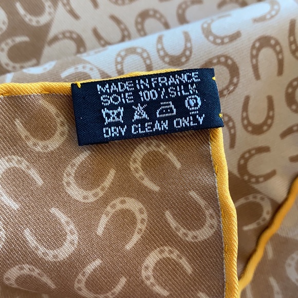 Authentic Hermes silk scarf - Picture 5 of 5